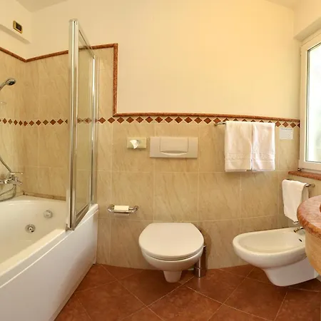 Hotel Alle Alpi Moena Room photo