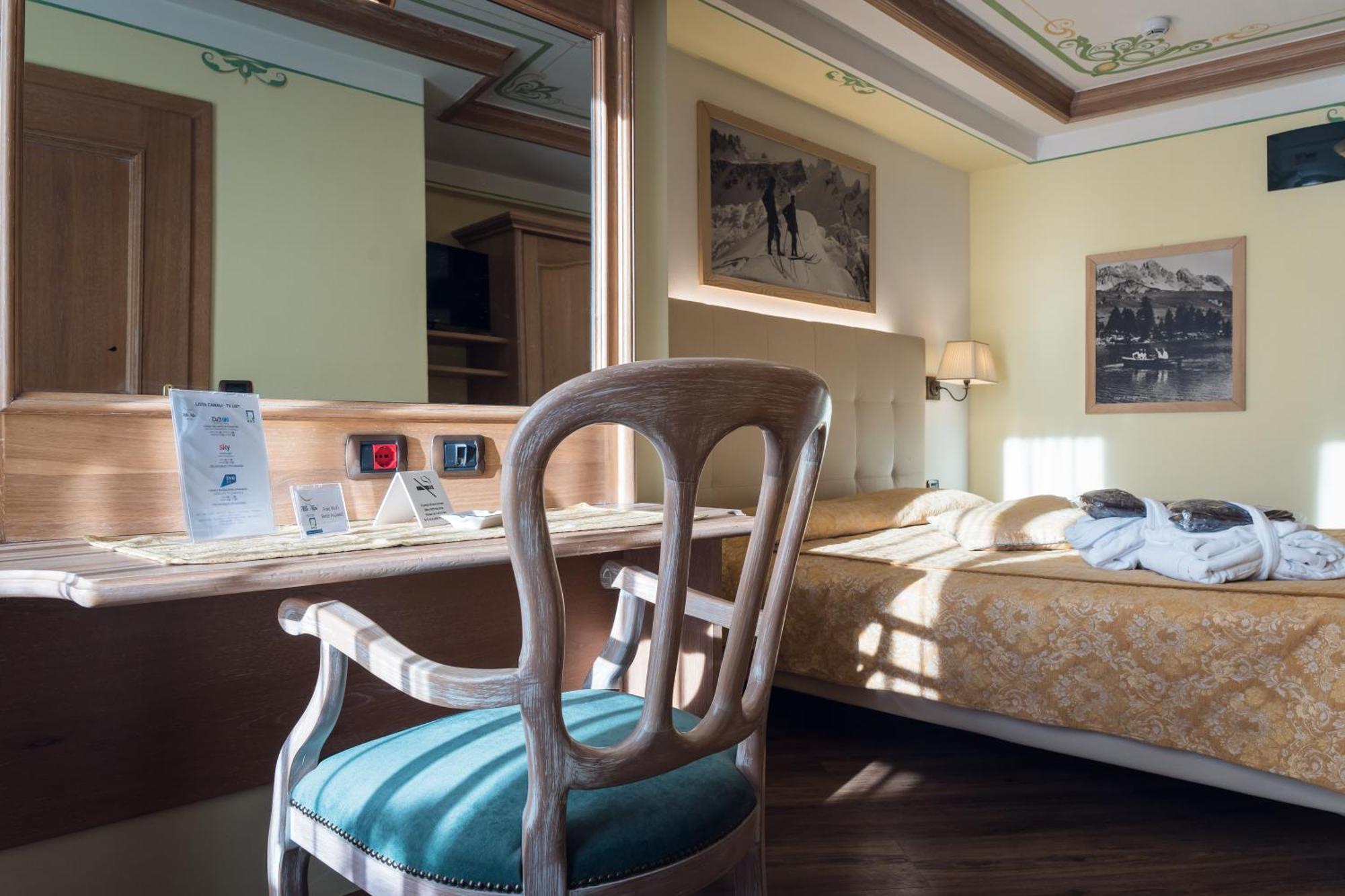 Alle Alpi Hotel 4*