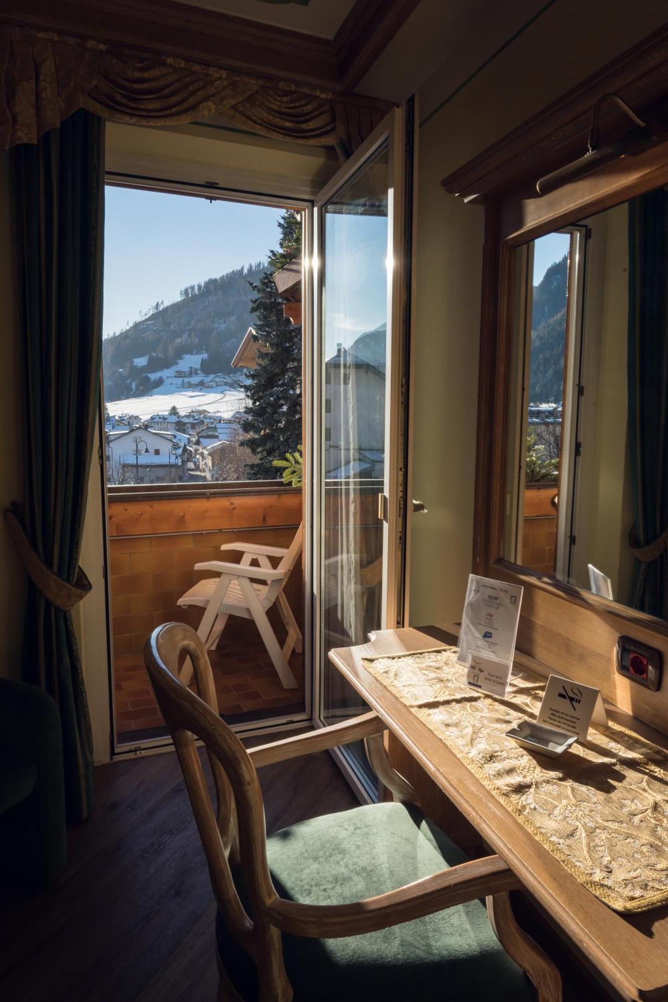 Hotel Alle Alpi 4*